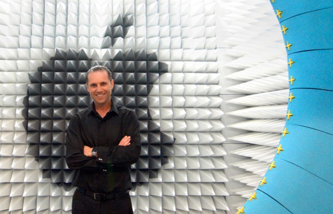 Former Apple director joined the HoloLens project of Microsoft Picture 1