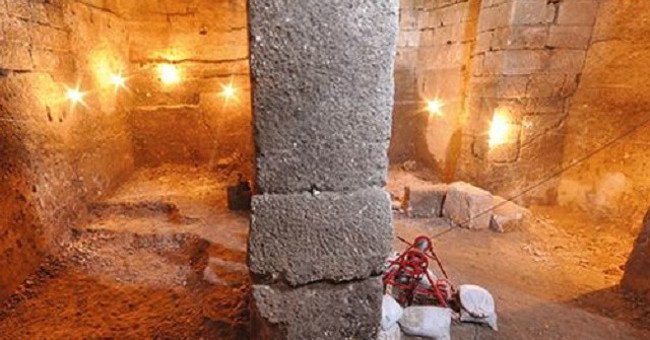 Found the Roman ancient water tank under the warehouse in Turkey Picture 1