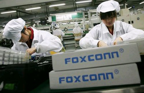 Foxconn uses 10,000 robots to assemble the iPhone Picture 1