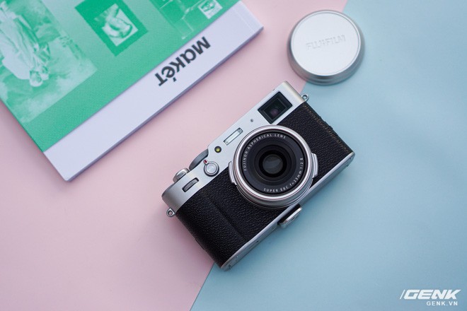 Fujifilm X100V Close-up: 26.1MP X-Trans BSI CMOS Sensor 4th generation, new 23mm f / 2.0 lens, the screen has been able to rotate 2 directions Picture 1