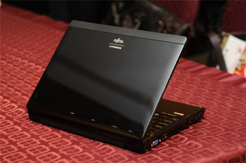 Fujitsu's new LifeBook trio Picture 12