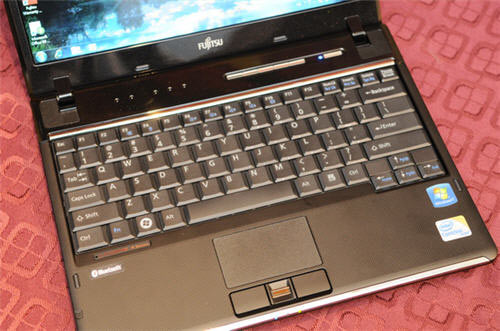 Fujitsu's new LifeBook trio Picture 15