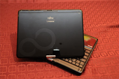 Fujitsu's new LifeBook trio Picture 18