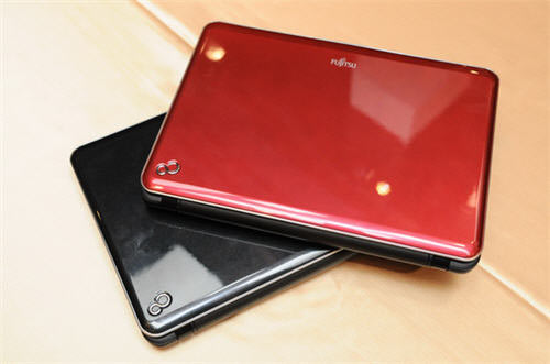 Fujitsu's new LifeBook trio Picture 3