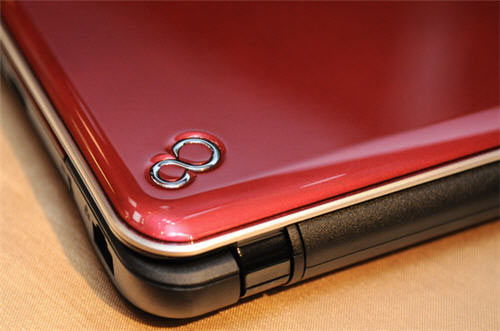 Fujitsu's new LifeBook trio Picture 4