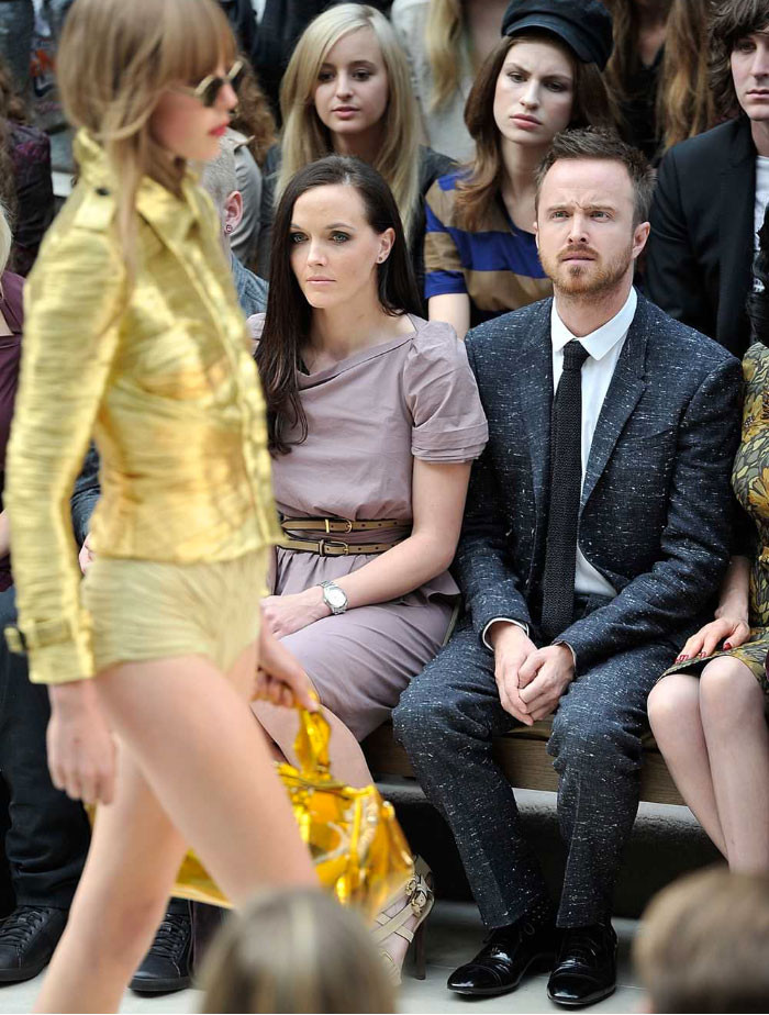 Funny photo series in Photoshop battle of photo developers (Part 2) Picture 15