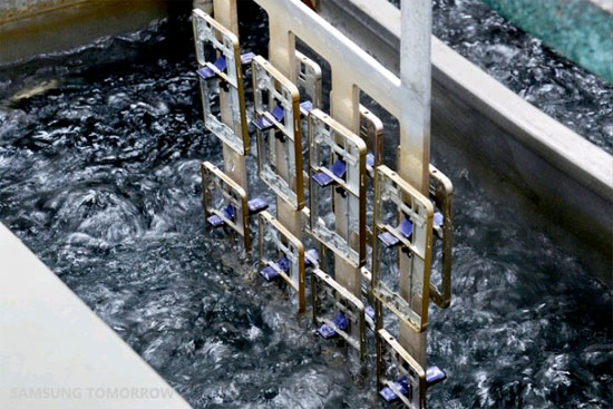 Galaxy Alpha production process in the factory Picture 5