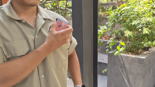 Galaxy Z Flip: Where will men find this smartphone? Picture 6