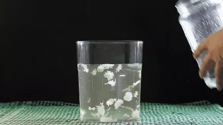 Gently 'water turns into ice' in a flash. Too simple Picture 7