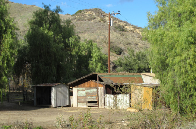 Ghost towns are famous all over the world for ... oil Picture 2