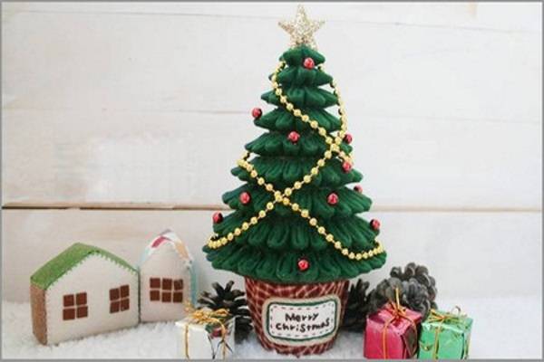 Guide 10 ways to make Christmas tree unique from any material Picture 44
