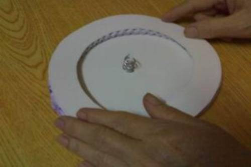 Guide how to make Mid-Autumn lanterns according to 6 super simple styles for children to celebrate Tet Picture 11