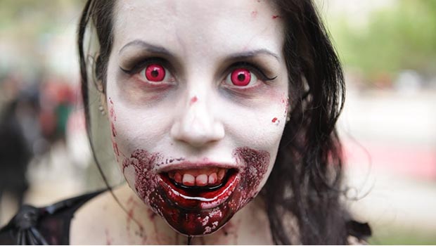 Guide to disguise as a horror Zombie on Halloween Picture 4