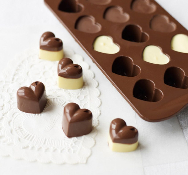 Guide to making simple chocolate for him on Valentine's Day Picture 6
