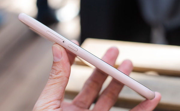 HMD Global launched a new series of phones at MWC 2019, the most impressive being the super-5 smartphone camera Picture 13