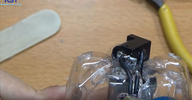 Homemade portable vacuum cleaner is easy to imagine Picture 20