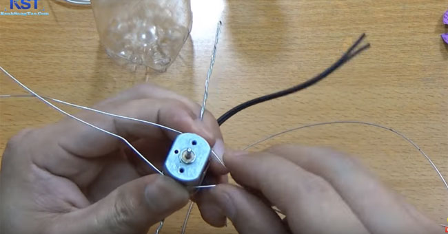 Homemade portable vacuum cleaner is easy to imagine Picture 9