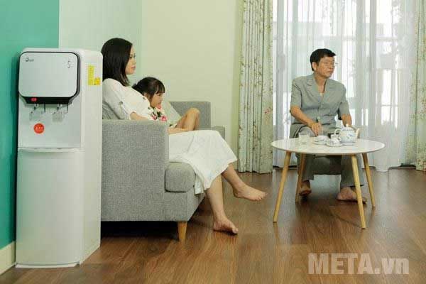 Hot and cold water dispenser and hot water dispenser, which one should be used? Picture 3