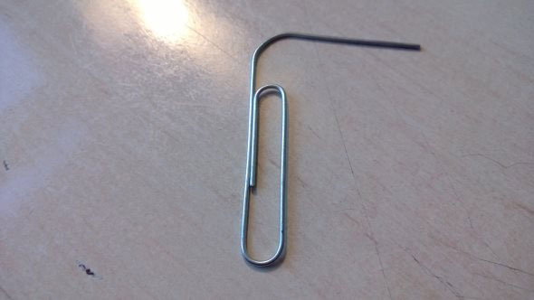 How does the DVD get stuck in the computer drive? Picture 3