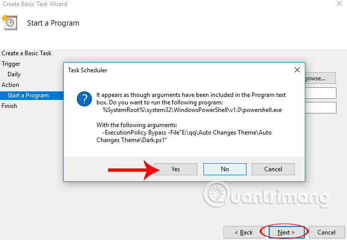 How to automatically switch dark backgrounds on Windows 10 Picture 11
