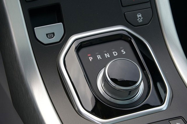 How to avoid being mistaken 'brake pedal and accelerator'? Picture 3