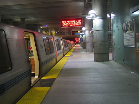 How to Avoid Crowds in Mass Transit Picture 1