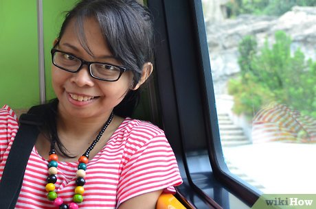 How to Be Considerate on Public Transport Picture 13