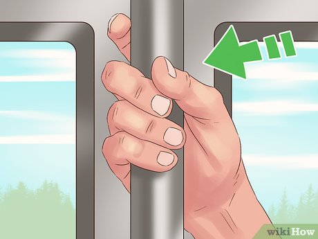 How to Be Safe Around Trains Picture 11