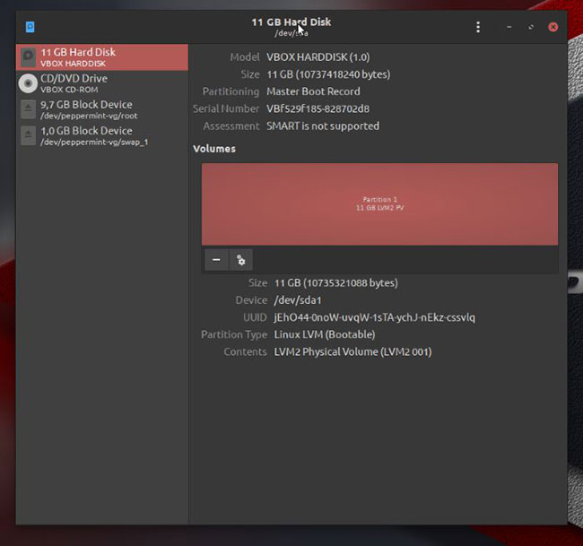 How to benchmark storage devices with Gnome Disk Utility Picture 1