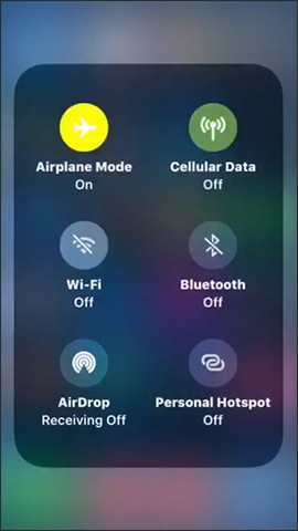 How to change the icon color at Control Center on iPhone