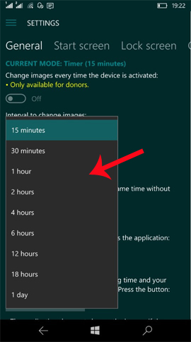 How to change the lock wallpaper over time on Windows 10 Mobile Picture 7