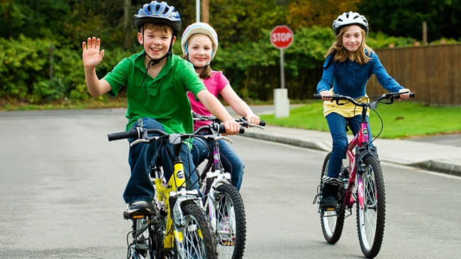 How to choose gifts for each age for children on Tet holiday for children 1/6 Picture 5