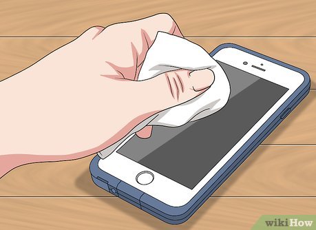 How to Clean a Lifeproof Case Picture 10