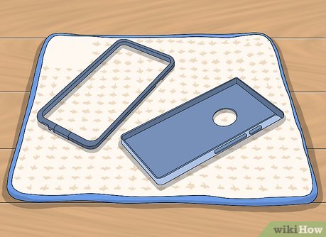 How to Clean a Lifeproof Case Picture 7
