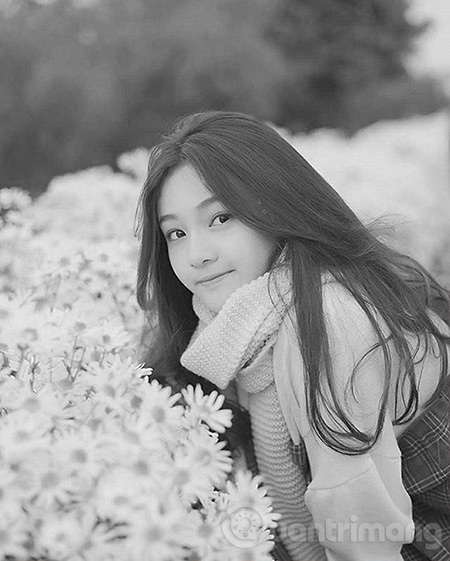 How to convert color photos to black and white Photoshop Picture 4