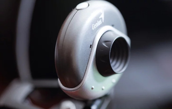 How to detect hidden cameras and devices that simply sneak in the room Picture 8