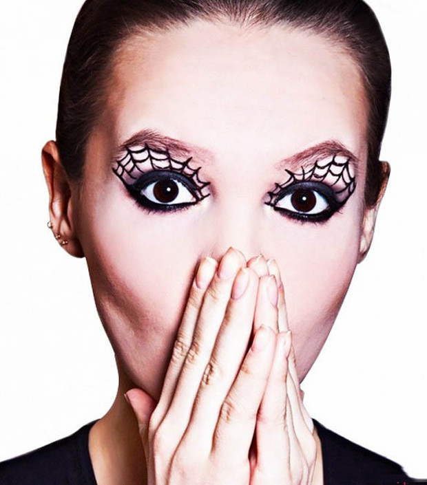 How to draw a mysterious, attractive mask for Halloween night Picture 13