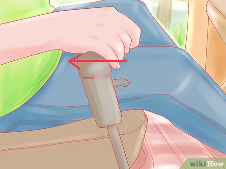 How to Drive a Farm Tractor Picture 6