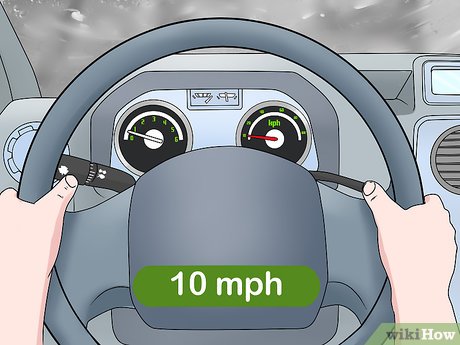 How to Drive a Moving Truck Picture 12