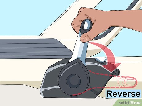 How to Drive a Pontoon Boat Picture 21