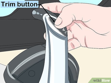 How to Drive a Pontoon Boat Picture 5