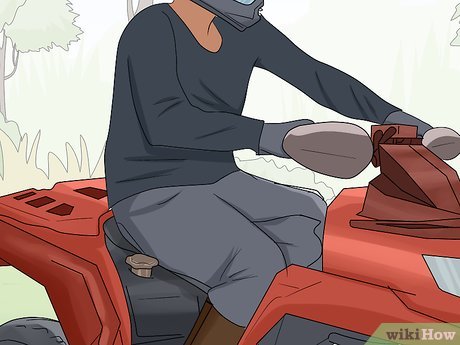 How to Drive an ATV Picture 14