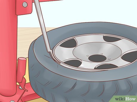 How to Get a Tire Off a Rim Picture 11