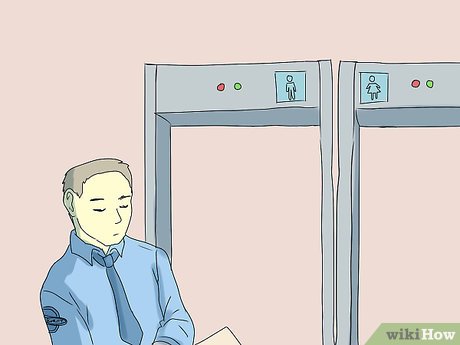 How to Get to the Front of a Crowd at a Concert Picture 6