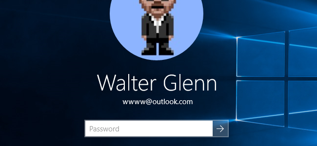 How to hide personal information on Windows 10 login screen? Picture 1