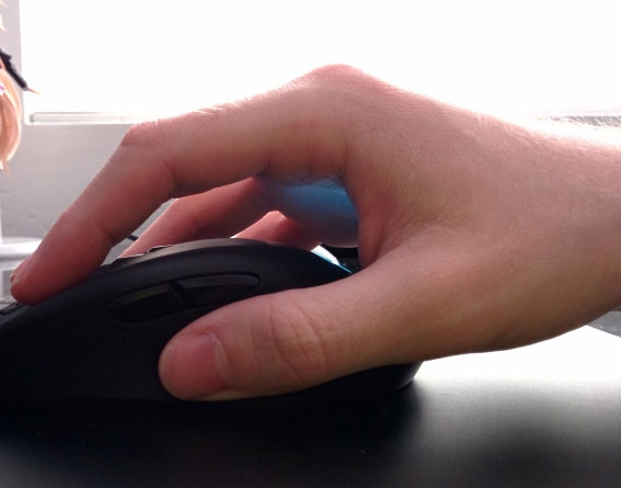 How to hold the mouse to protect the joint bone? Picture 5