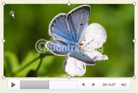 How to insert videos into PowerPoint 2016 Picture 9