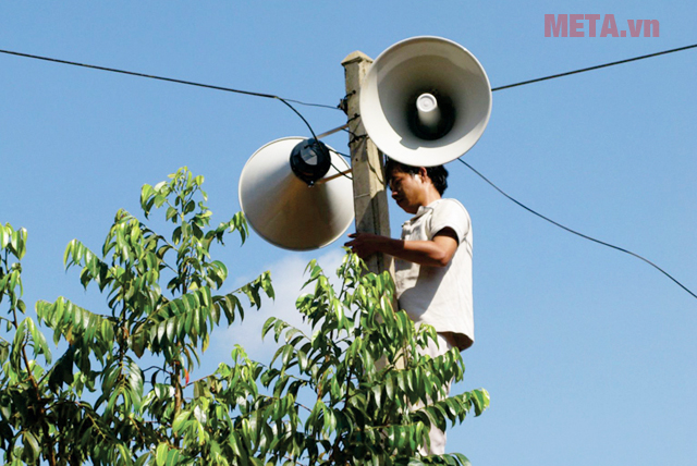 How to install connection and use loudspeakers for villages Picture 2