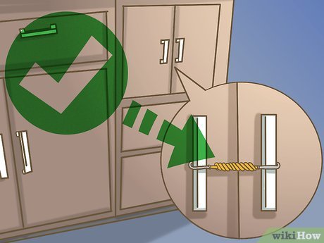 How to Keep RV Drawers Closed Picture 1