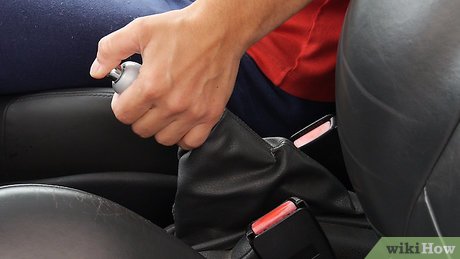 How to Loosen Lug Nuts Picture 8